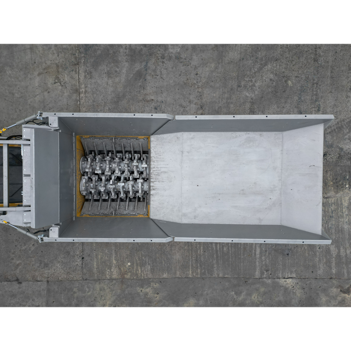 Olnova | Model 75 Primary Shredder | Tracked Diesel, High-Capacity Waste & Recycling Machine