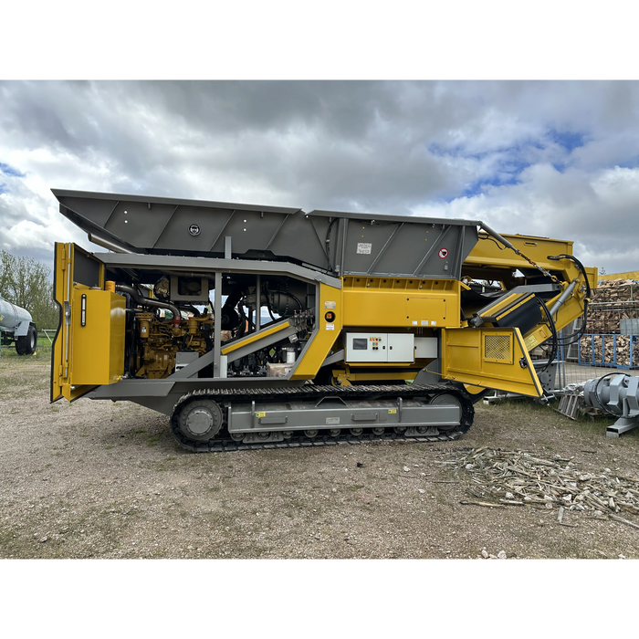 Olnova | Model 75 Primary Shredder | Tracked Diesel, High-Capacity Waste & Recycling Machine