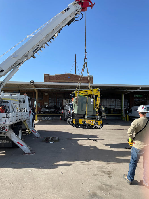 Movex | Mini Crawler Crane (XC-270) | 30-In. Wide | Up to 16.5-Ft. Reach