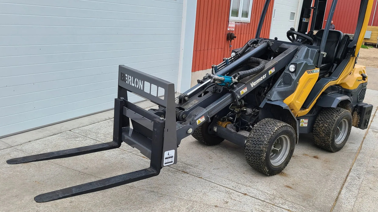 Berlon | Mini Pallet Forks Series | Mini Skid Steer